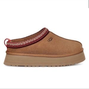 Ugg Tazz Size 8- New in Box